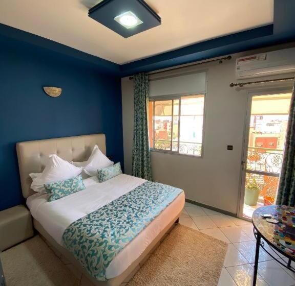 Hotel VELSATIS