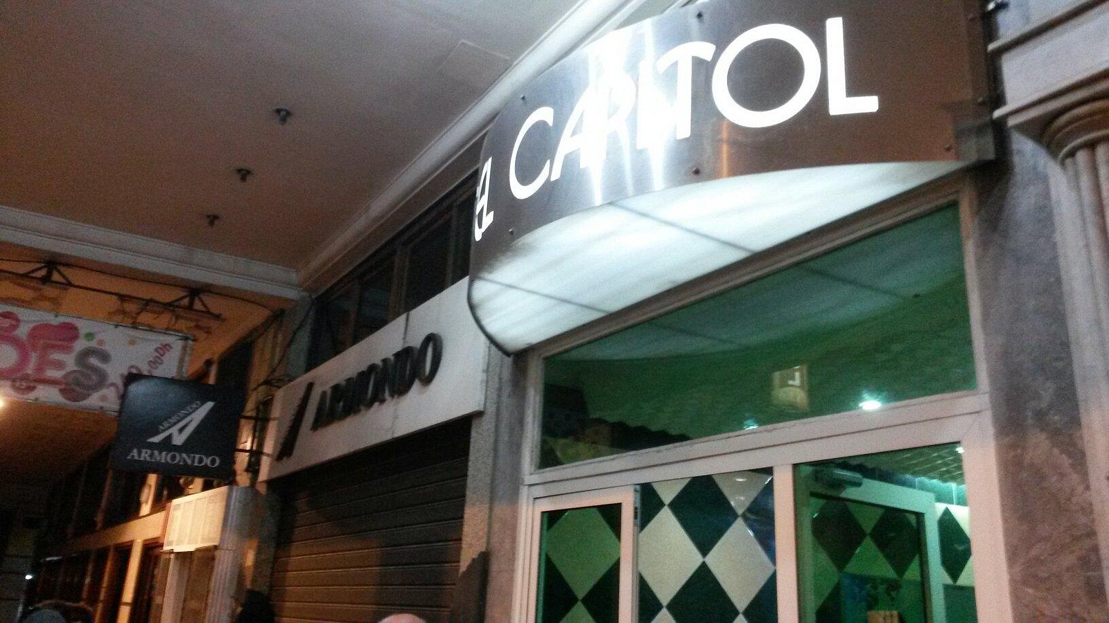 Hotel capitol