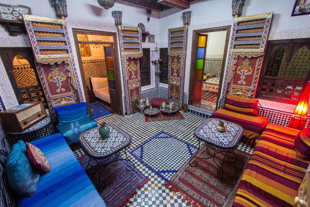 Dar Chourouk Dar Alshrwq