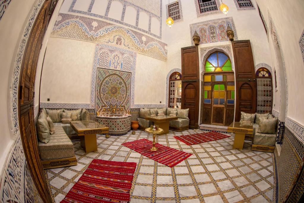 Riad Taj Fes