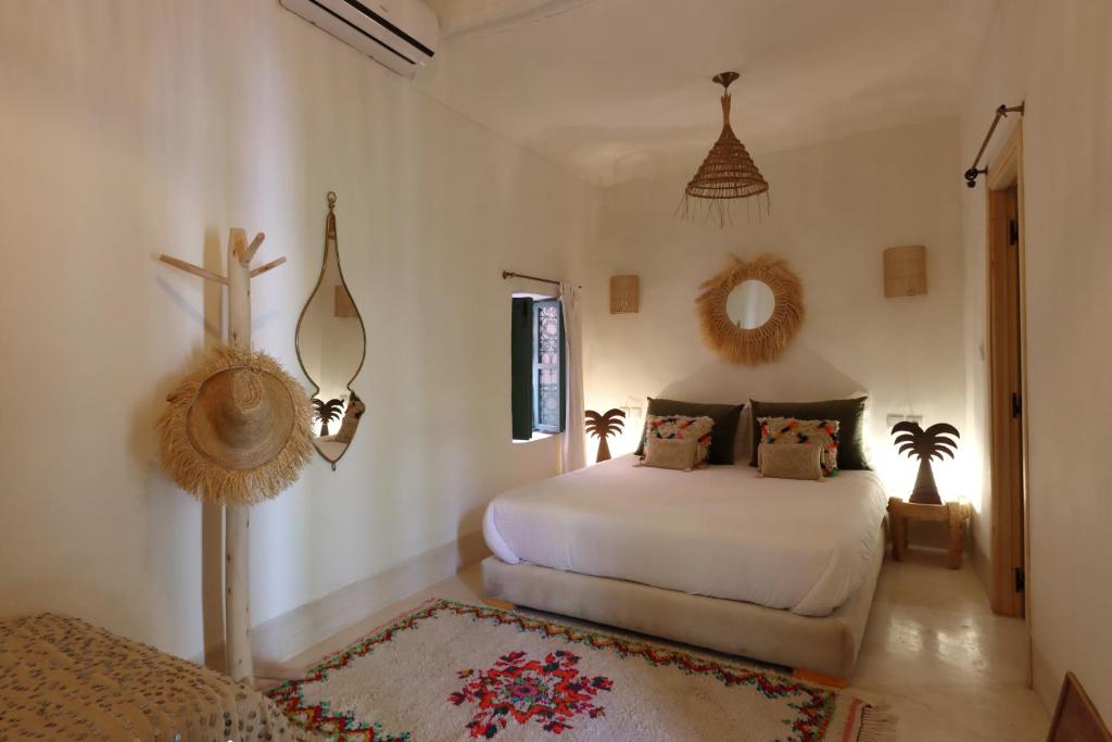 Riad Naanaa Bed & Breakfast
