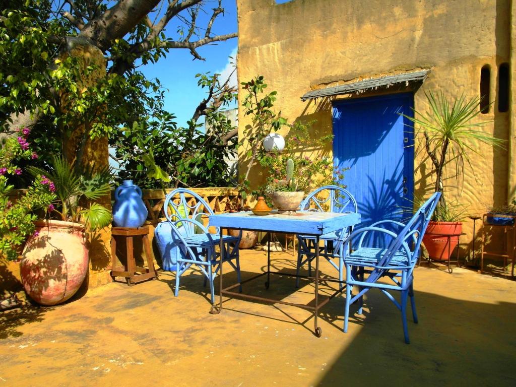 Patio De La Luna